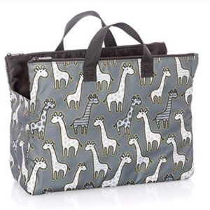 Thirty-one Super Swap It Pocket in Go Go Giraffe